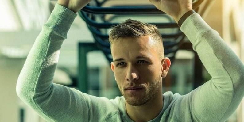 全队在危机 全队在危机